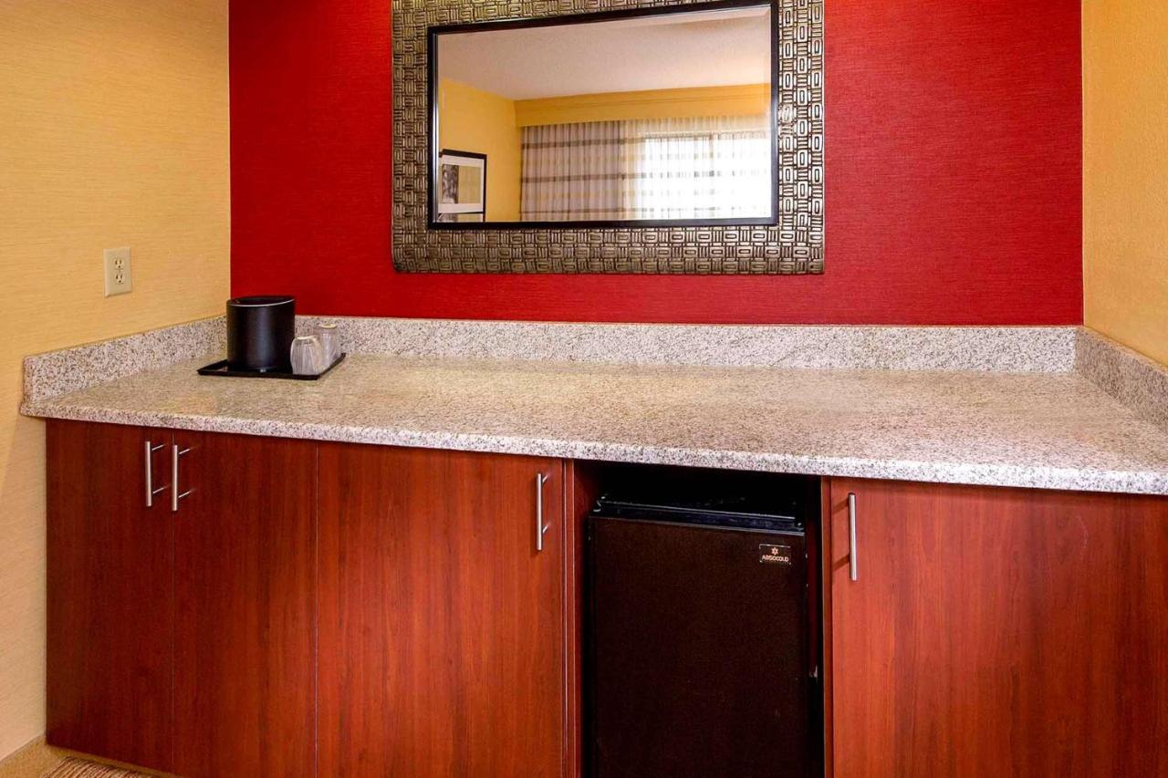 Sonesta Select Durham Research Triangle Park Otel Dış mekan fotoğraf